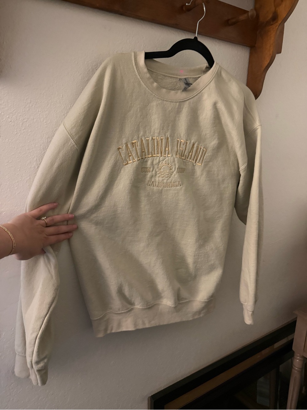 Catalina Island Embroidered Crewneck Sweatshirt - Cream